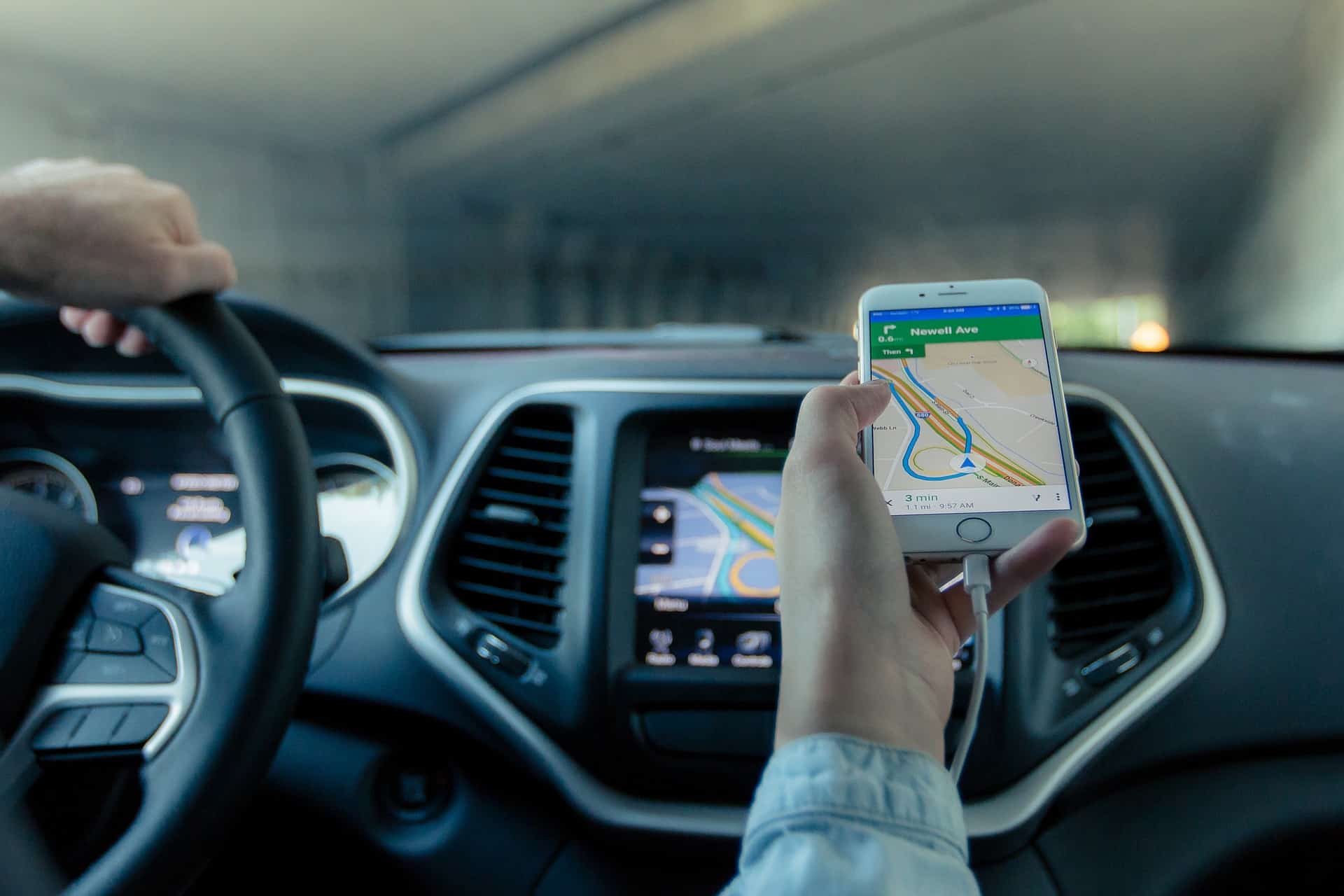 driving with fleet management on mobile